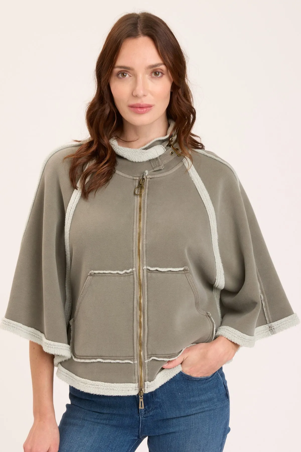 Dorval Poncho