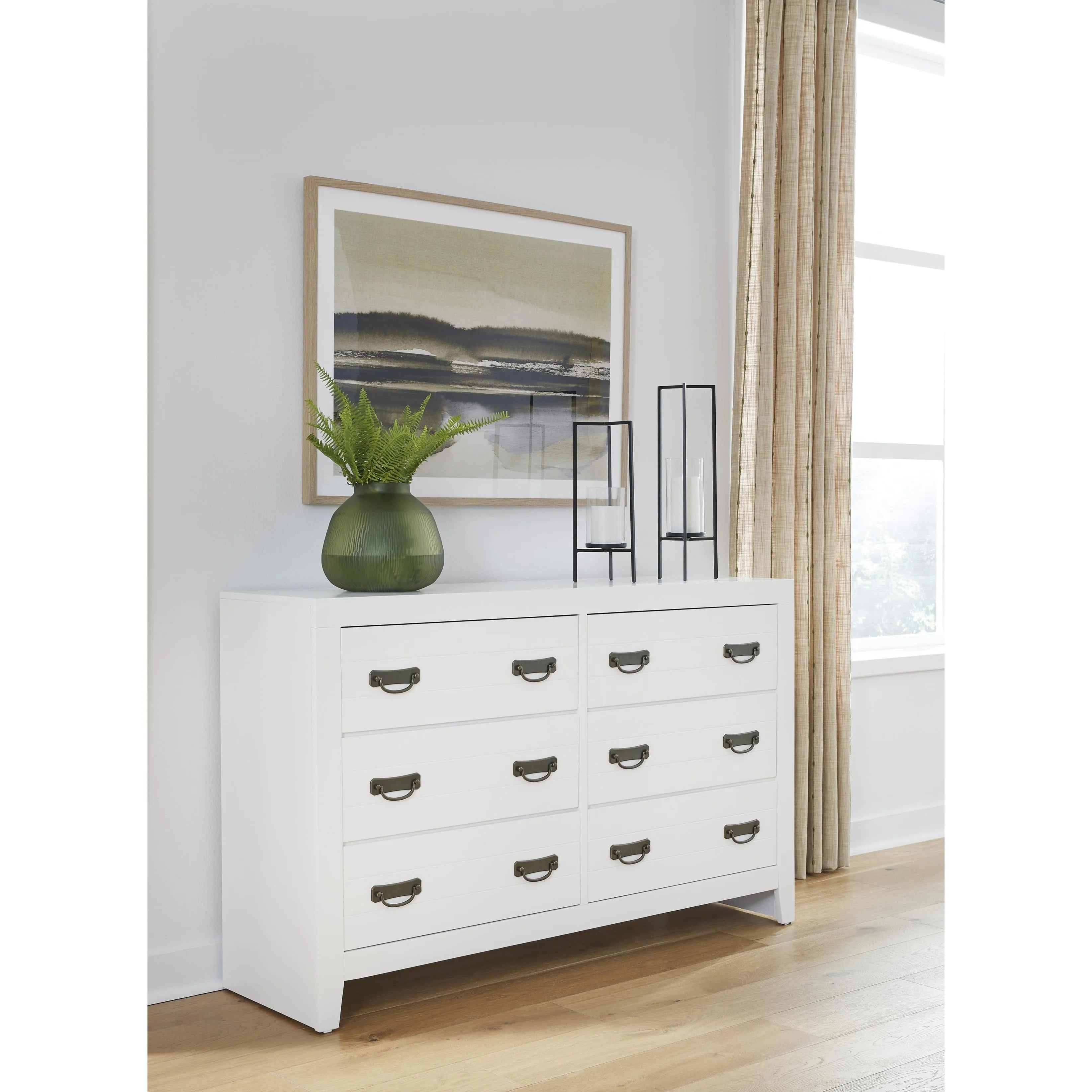 Signature Design by Ashley Binterglen 6-Drawer Dresser B427-31